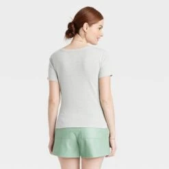 Women's Short Sleeve V-Neck Linen T-Shirt - A New Dayâ„¢